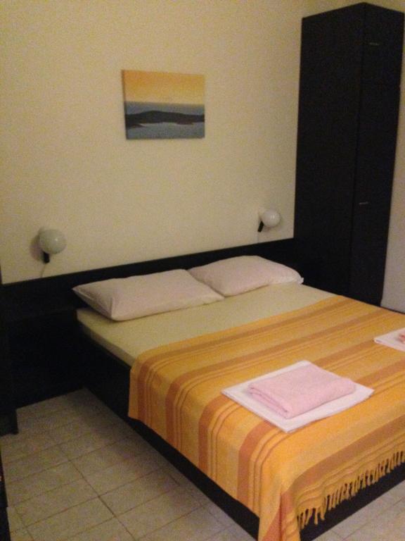 Guest House Alek 브로보스카 객실 사진