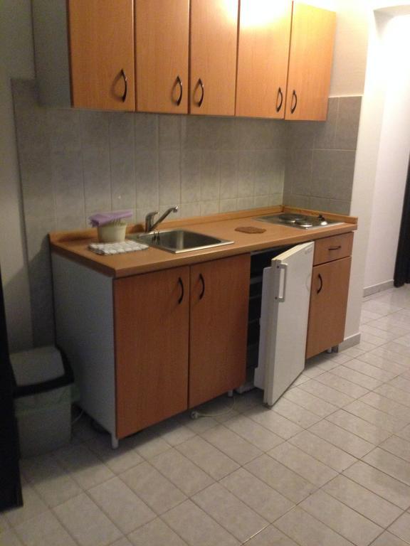 Guest House Alek 브로보스카 객실 사진