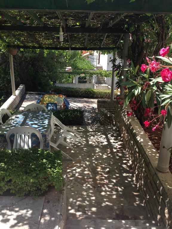 Guest House Alek 브로보스카 객실 사진